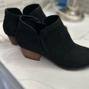 Women’s Black booties